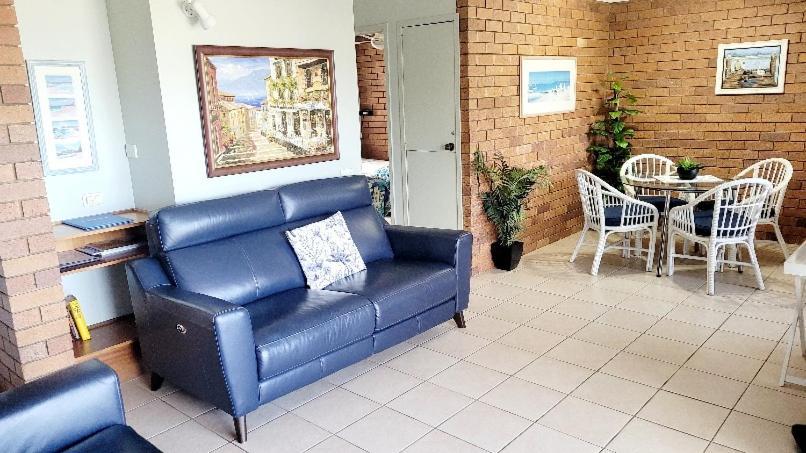 Joanne Apartments Калаундра Екстер'єр фото