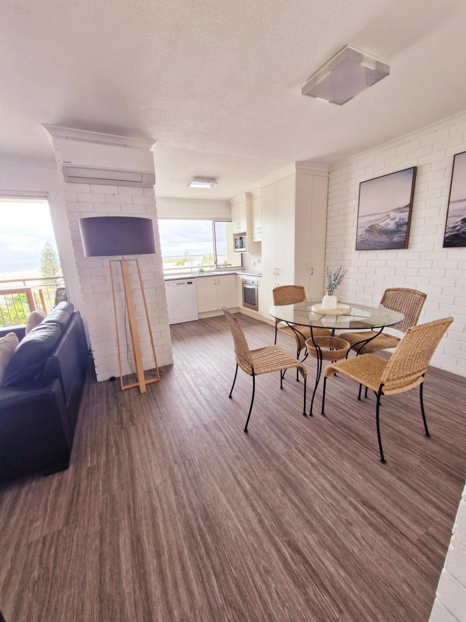 Joanne Apartments Калаундра Екстер'єр фото